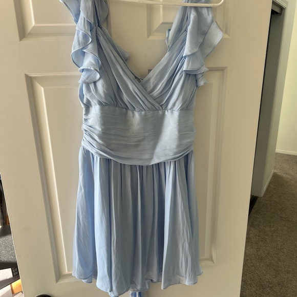 Selfie Leslie Lola Ruffle Shoulder Ruched Dress - Picture 5 of 6